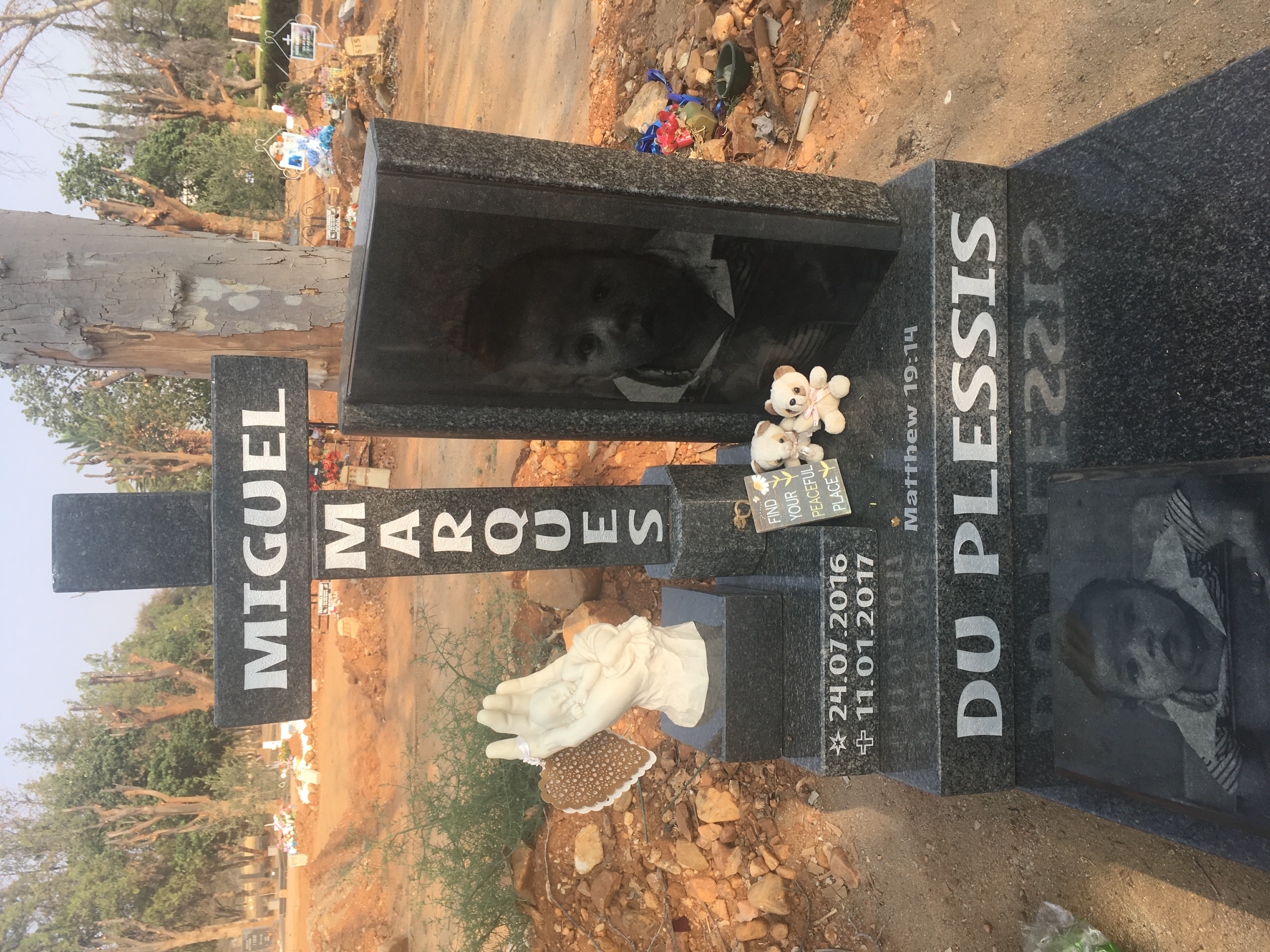 child-stone-special-design-